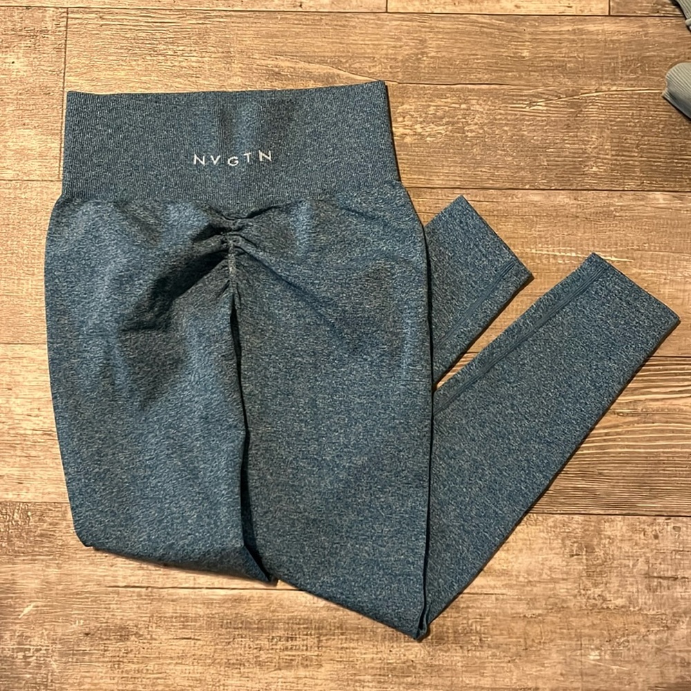 NVGTN gym leggings